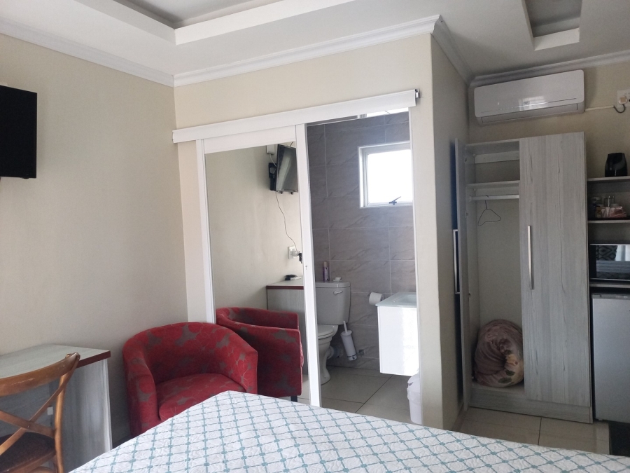 14 Bedroom Property for Sale in Haven Hills Eastern Cape